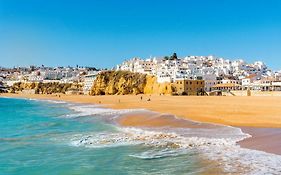 Albufeira Modern With Pool By Homing